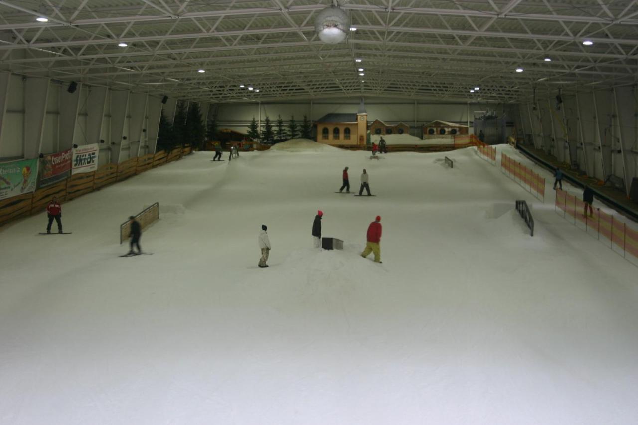 Ferienhauser An Der Skihalle Snowtropolis Villa Horlitz Esterno foto